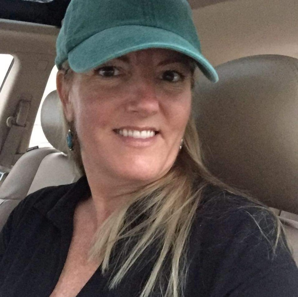 Meet your Posher, Deborah